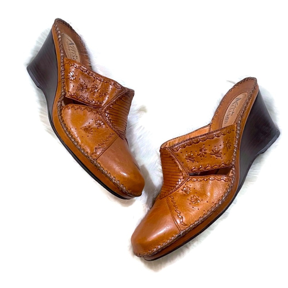 Clarks Artisan Brown Leather Mules